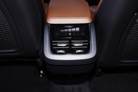 2022款沃尔沃XC90