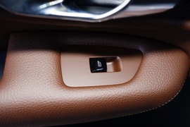 2022款沃尔沃XC90