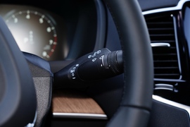 2022款沃尔沃XC90