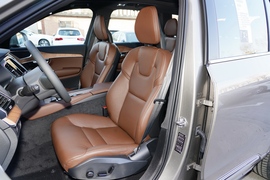 2022款沃尔沃XC90