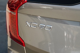 2022款沃尔沃XC90