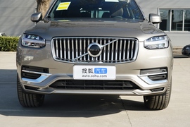 2022款沃尔沃XC90