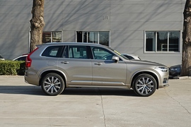 2022款沃尔沃XC90