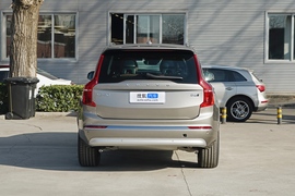 2022款沃尔沃XC90