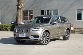 2022款沃尔沃XC90