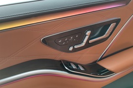 2021款梅赛德斯迈巴赫