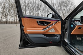 2021款梅赛德斯迈巴赫