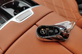 2021款梅赛德斯迈巴赫