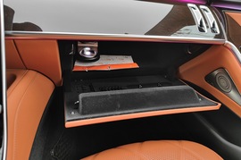 2021款梅赛德斯迈巴赫