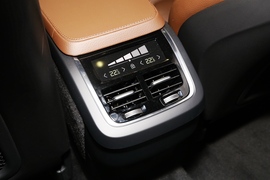 2022款沃尔沃XC90