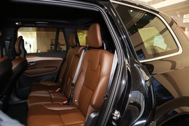 2022款沃尔沃XC90