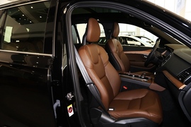 2022款沃尔沃XC90
