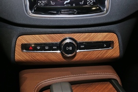 2022款沃尔沃XC90