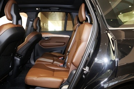 2022款沃尔沃XC90