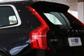2022款沃尔沃XC90