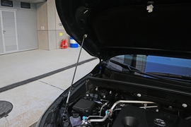 2022款丰田凌放HARRIER