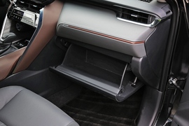 2022款丰田凌放HARRIER