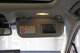 2022款丰田凌放HARRIER