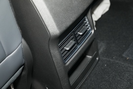 2022款东风风行T5