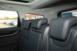 2022款东风风行T5