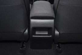 2021款丰田卡罗拉