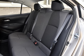 2021款丰田卡罗拉