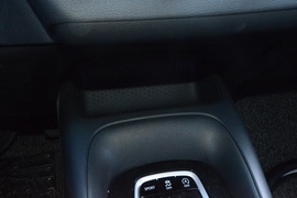 2021款丰田卡罗拉