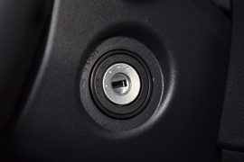 2021款丰田卡罗拉