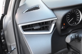 2021款丰田卡罗拉