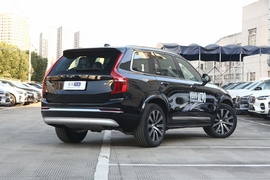 2022款沃尔沃XC90