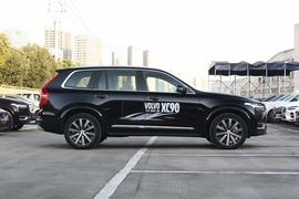 2022款沃尔沃XC90
