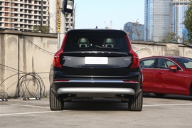 2022款沃尔沃XC90