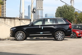 2022款沃尔沃XC90