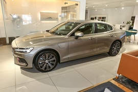 2022款沃尔沃S60