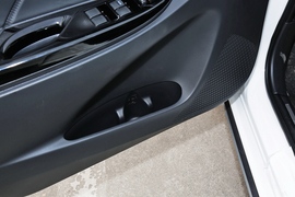 2022款丰田YARiS