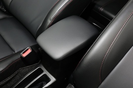 2022款丰田YARiS
