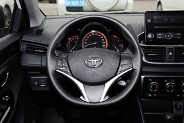 2022款丰田YARiS