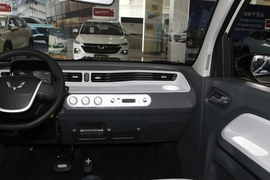 2021款宏光MINIEV