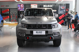 2022款北京越野BJ40