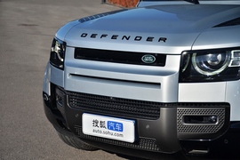 2022款路虎卫士