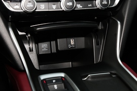 2022款本田英仕派