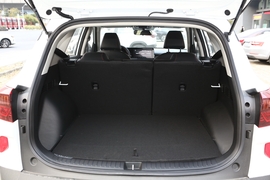 2021款起亚KX3傲跑