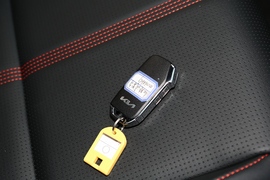 2021款起亚KX3傲跑