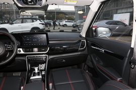 2021款起亚KX3傲跑