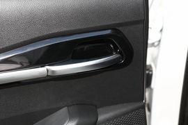 2021款起亚KX3傲跑