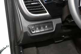 2021款起亚KX3傲跑