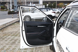 2021款起亚KX3傲跑