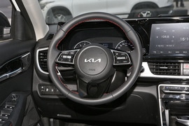 2021款起亚KX3傲跑