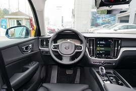 2022款沃尔沃V60