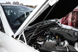 2022款江铃汽车域虎7